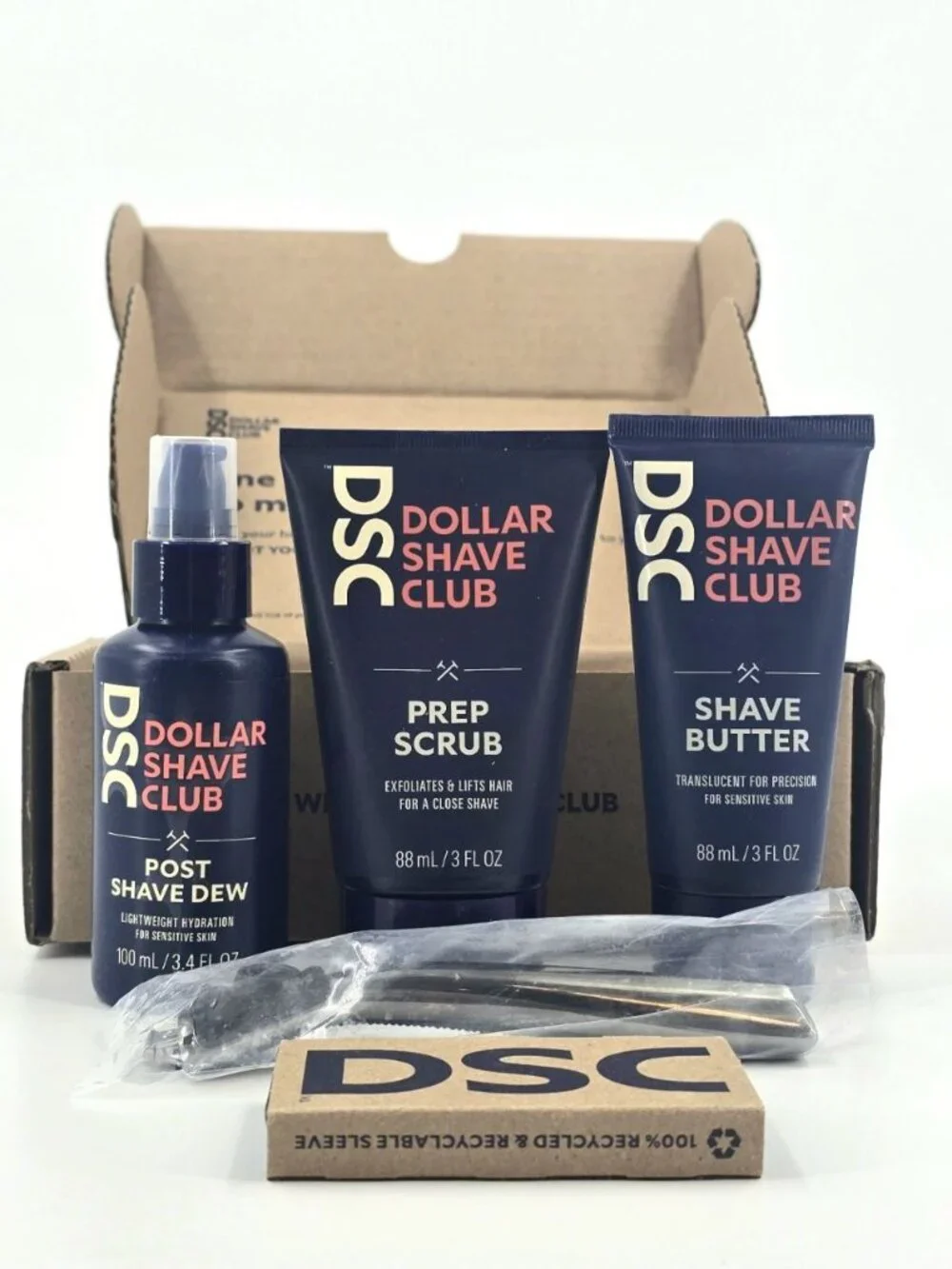 Dollar Shave Club Ultimate Shave Set 4 Refills & Handle + Scrub + Cream + Dew